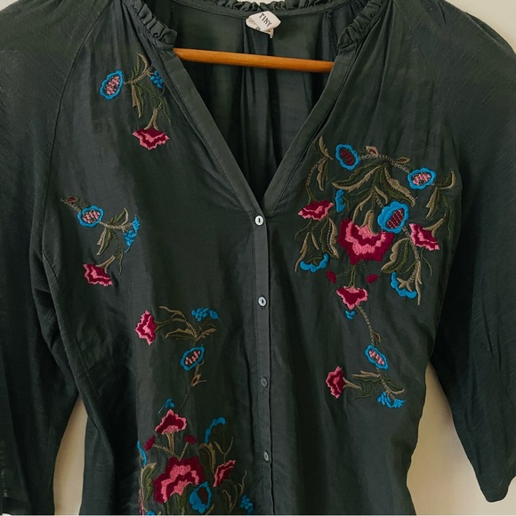 Floral Embroidered Women's Blouse in Olive - Picture 8 of 10